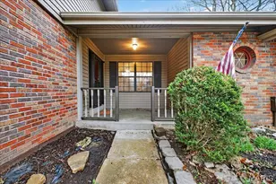 7127 Honey Ln, Saint Louis, MO 63129 - Photo 2