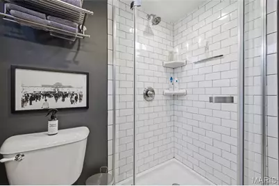 7049 Pershing Avenue, University City, MO 63130 - Photo 32