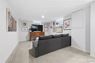 7049 Pershing Ave, University City, MO 63130 - Photo 34