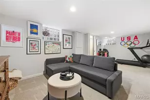 7049 Pershing Ave, University City, MO 63130 - Photo 36