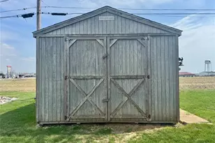 1213 Martha St, Palmyra, MO 63461 - Photo 18