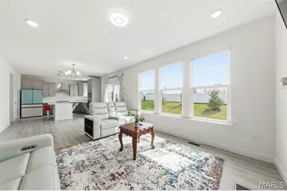 106 Sommerset Court, Lake Saint Louis, MO 63367 - Photo 10