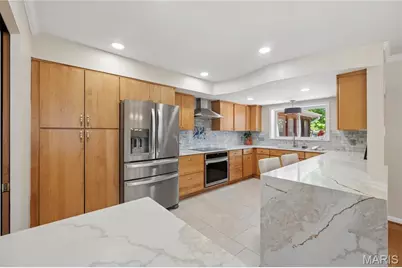 7509 Gannon Avenue, University City, MO 63130 - Photo 8
