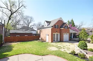 7424 Buckingham Dr, Clayton, MO 63105 - Photo 28