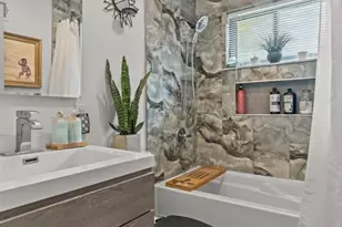 10015 Baron Dr, Saint Louis, MO 63136 - Photo 30