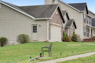 210 Prairie Lake Dr, Wentzville, MO 63385 - Photo 12