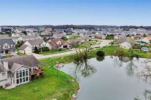 210 Prairie Lake Dr, Wentzville, MO 63385 - Photo 2