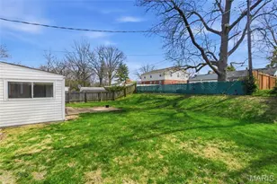 7742 Burr Oak Ln, University City, MO 63130 - Photo 36