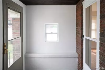 3207 Elsworth Pl Place, Bel-Ridge, MO 63121 - Photo 2