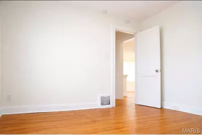 3207 Elsworth Pl Place, Bel-Ridge, MO 63121 - Photo 12