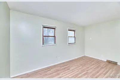 120 Highview Drive, Ballwin, MO 63011 - Photo 42