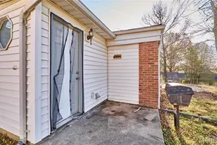 815 Montmartre Ct, Saint Louis, MO 63141 - Photo 38