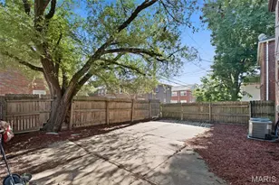 7055 Dartmouth Ave, University City, MO 63130 - Photo 34