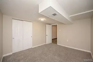 1350 Ensenada Dr, Saint Louis, MO 63031 - Photo 36