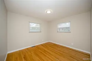 1350 Ensenada Dr, Saint Louis, MO 63031 - Photo 14