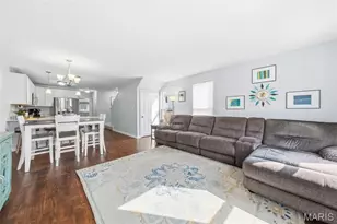 3426 Sublette St, Saint Charles, MO 63301 - Photo 4