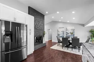 21 Graeler Dr, Saint Louis, MO 63146 - Photo 14