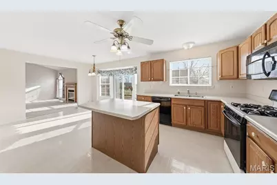 1466 Soaring Eagle Drive, O'Fallon, MO 63366 - Photo 8