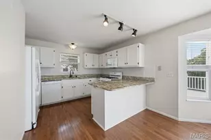 2650 Greenway, High Ridge, MO 63049 - Photo 10