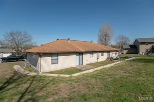 802 Wakefield Dr, Rolla, MO 65401 - Photo 4