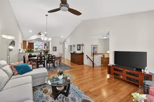 11905 Moorland Woods Cir, Saint Louis, MO 63146 - Photo 10