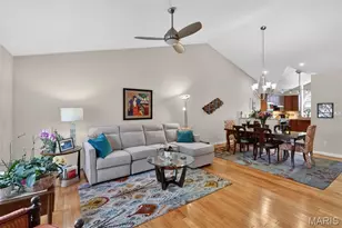 11905 Moorland Woods Cir, Saint Louis, MO 63146 - Photo 8