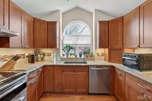 11905 Moorland Woods Cir, Saint Louis, MO 63146 - Photo 4