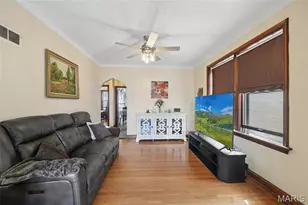 5622 Pernod Ave, Saint Louis, MO 63139 - Photo 10