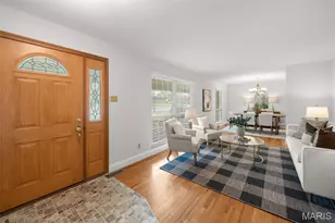 12174 Lake Meade Dr, Saint Louis, MO 63146 - Photo 6