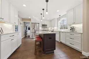 15852 Cedarmill Dr, Chesterfield, MO 63017 - Photo 20