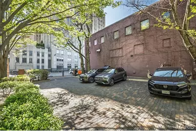 55 Maryland Plaza #2E, Saint Louis, MO 63108 - Photo 42