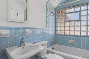 1334 Pinetree Ln, Saint Louis, MO 63119 - Photo 12