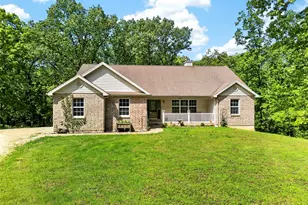 138 Royal Dr, Foley, MO 63347 - Photo 1
