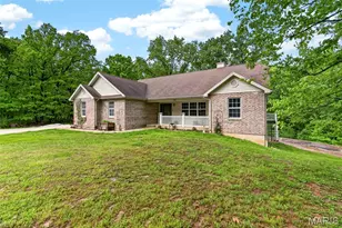 138 Royal Dr, Foley, MO 63347 - Photo 2
