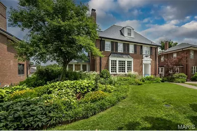 77 Aberdeen Place, Clayton, MO 63105 - Photo 1