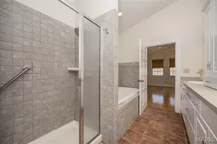 77 Aberdeen Pl, Clayton, MO 63105 - Photo 18