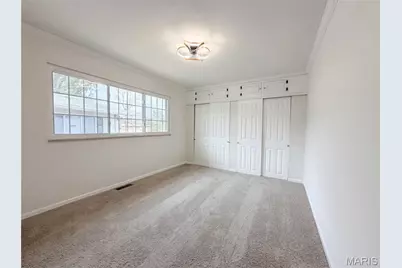 3325 Steed Drive, Florissant, MO 63033 - Photo 4