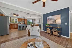 5830 Falcon View Ln, Saint Louis, MO 63129 - Photo 6