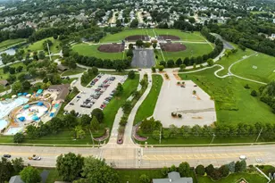 13 Village Dr W, Saint Charles, MO 63303 - Photo 40