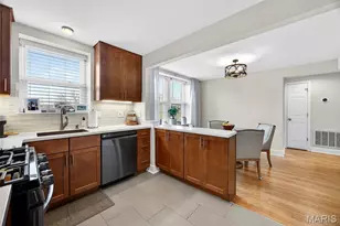 7745 Kingsbury Blvd, Saint Louis, MO 63105 - Photo 12