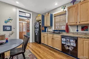 145 N 4th St, Saint Genevieve, MO 63670 - Photo 16