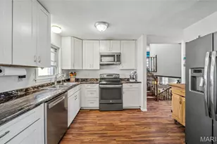 58 Brownstone Ln, Cuba, MO 65453 - Photo 2