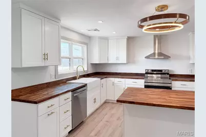 905 W Maple Street, Bowling Green, MO 63334 - Photo 8