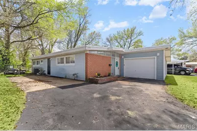 8418 Midwood Avenue, Berkeley, MO 63134 - Photo 1