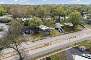 8418 Midwood Ave, Berkeley, MO 63134 - Photo 26