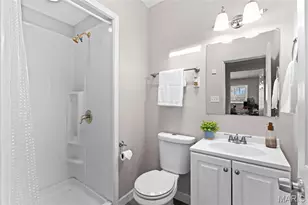 8418 Midwood Ave, Berkeley, MO 63134 - Photo 14