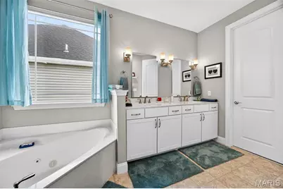 408 Hamlet Court, Lake Saint Louis, MO 63367 - Photo 46