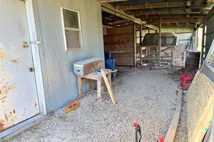 17901 Dove Rd, Phillipsburg, MO 65722 - Photo 10