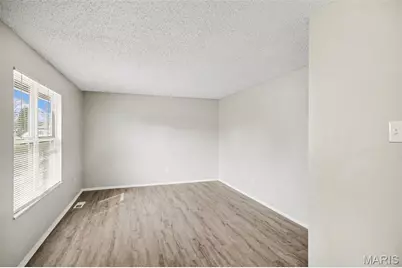 1839 Lakemont Lane, Saint Louis, MO 63138 - Photo 6