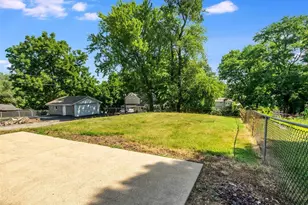 5237 Heege Rd, Saint Louis, MO 63123 - Photo 12